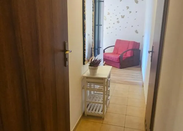 Szepty Lasu بيت ضيافة شكلارسكا بوريبا