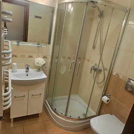 Szepty Lasu 3* شكلارسكا بوريبا
